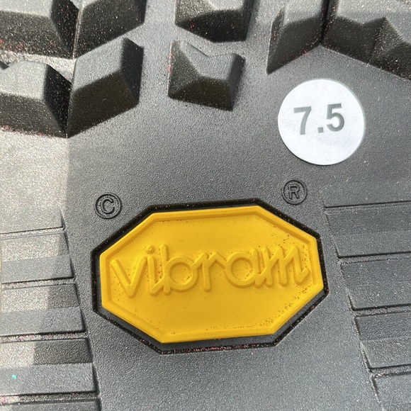 Garsport Leather Waterproof Trekking Boots, Size 38 (US 7 1/2) - Picture 7 of 10